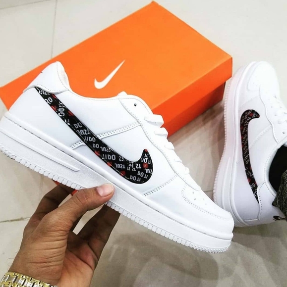 AF1 Just Do It. - Picture 2 of 2